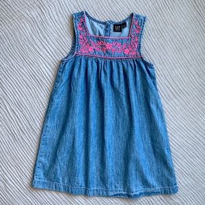 Gap Girls Denim Dress - size S (6-7)